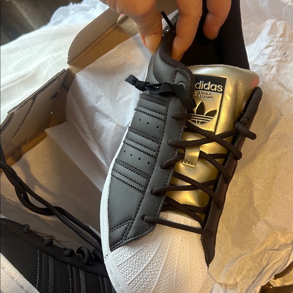 Adidas Superstar Men's Sneakers in Black and Gold - Picture 3 of 8